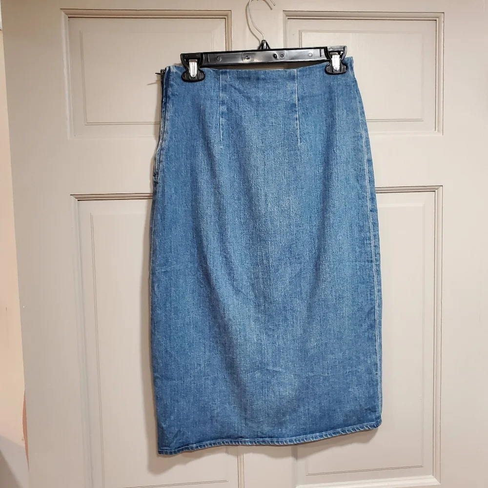 J.Crew Women Pencil Skirt Size 27 Stretch Medium Wash Denim‎ in Frosty Sky Wash